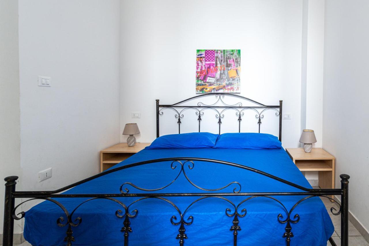 Apartamento Bilocale Climatizzato Con Vista Panoramica Ugento Exterior foto